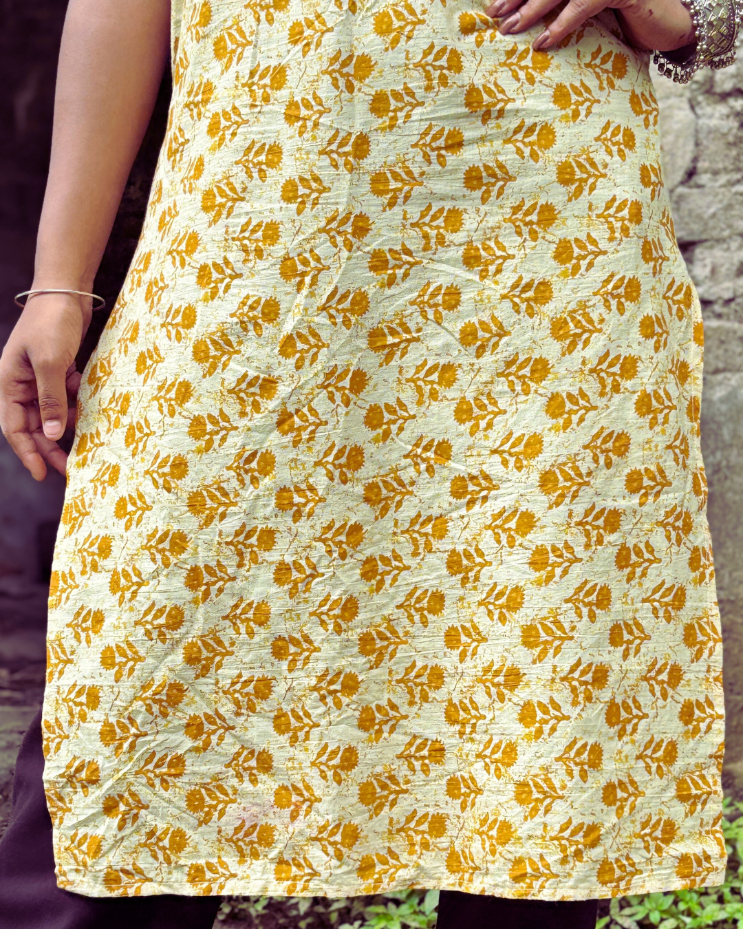 Kalawati - Women Floral Printed Deep Back Kurti - Image 2